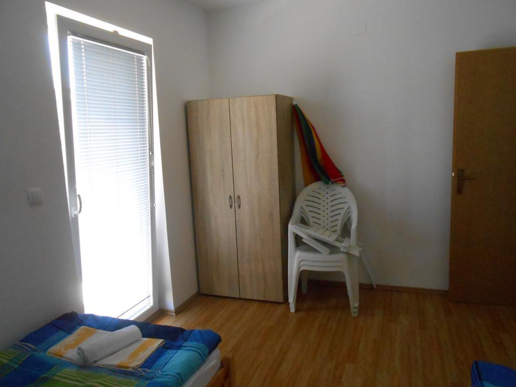 Apartments Jasmina Novalja Zewnętrze zdjęcie