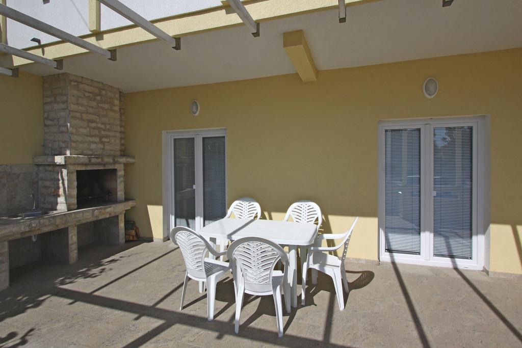 Apartments Jasmina Novalja Zewnętrze zdjęcie