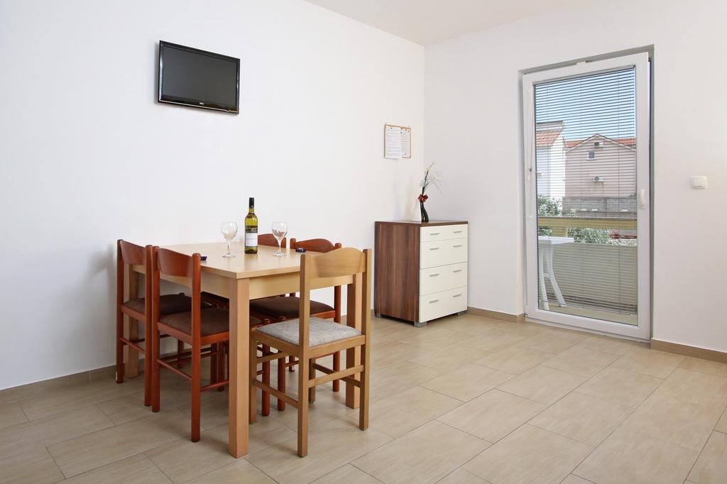 Apartments Jasmina Novalja Zewnętrze zdjęcie